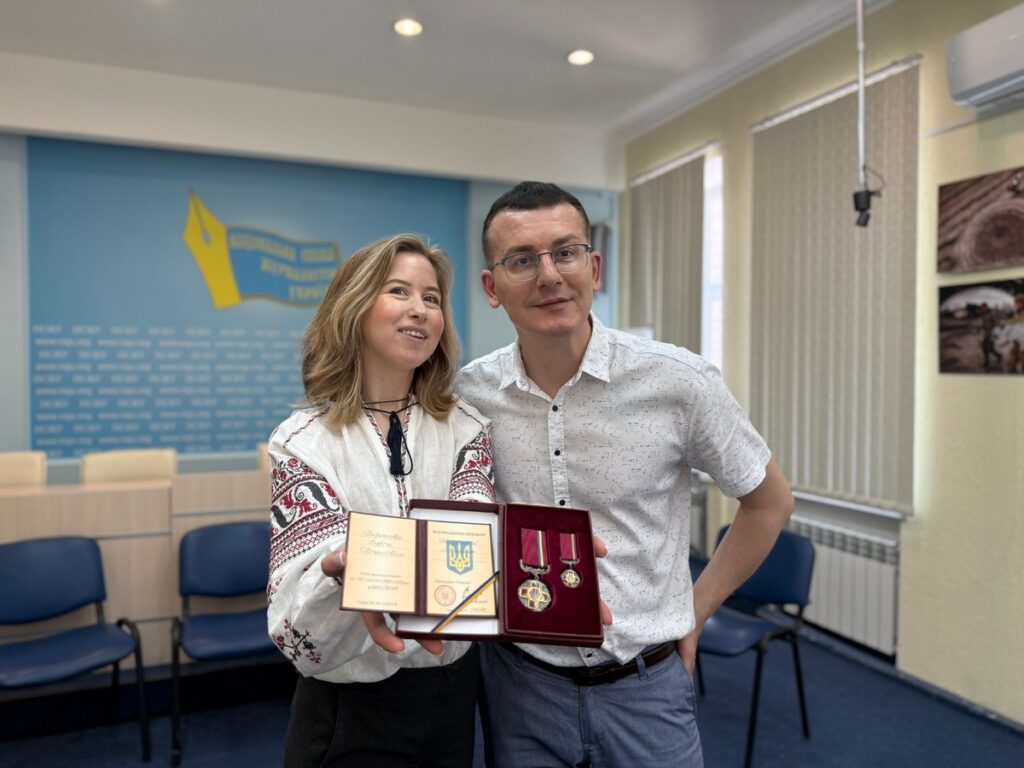 Фронтова журналістка із Запоріжжя Дарʼя Зирянова отримала орден «За заслуги» ІІІ ступеня