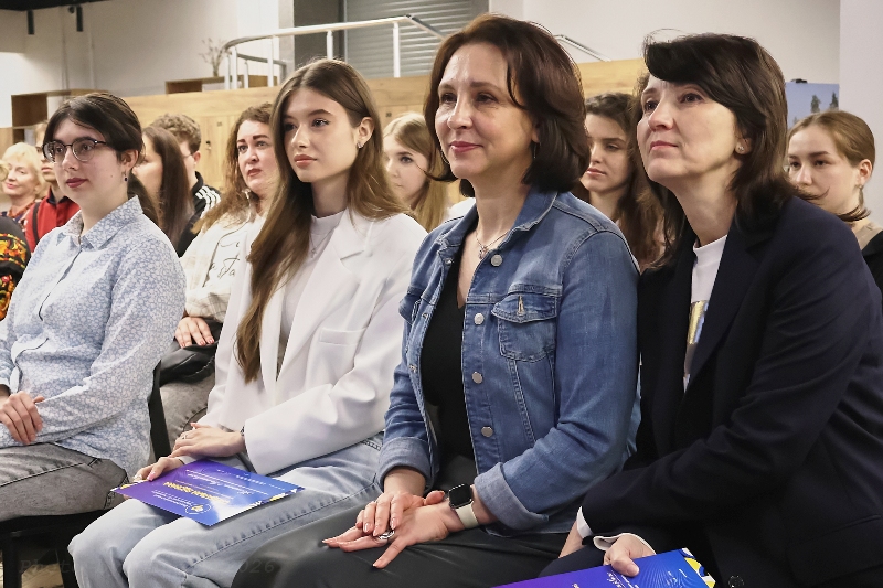 У Дніпрі нагородили лауреатів конкурсу «Я – журналіст!» 11