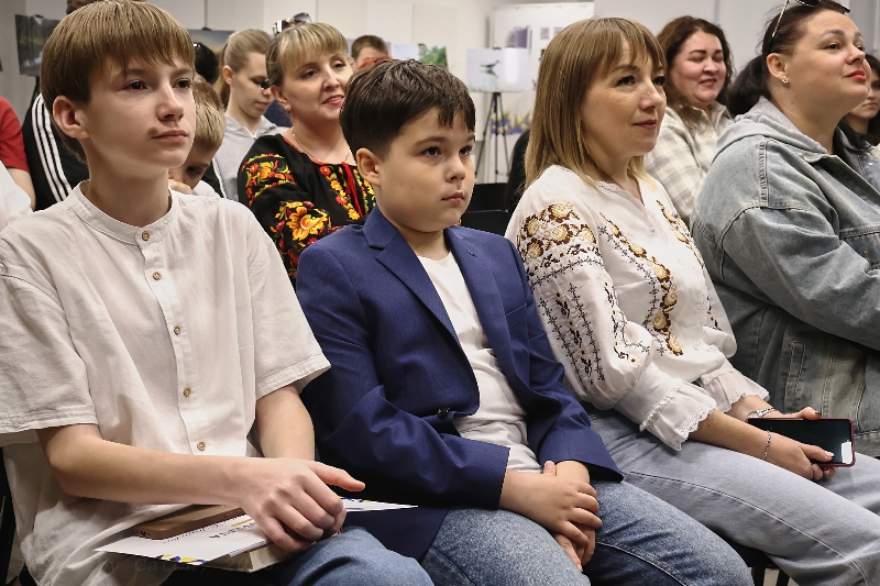 У Дніпрі нагородили лауреатів конкурсу «Я – журналіст!» 3