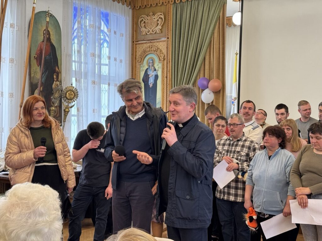 «Наш головний виклик – не втратити глибину», – отець Іван Стефурак, головний редактор часопису «Нова зоря» 6