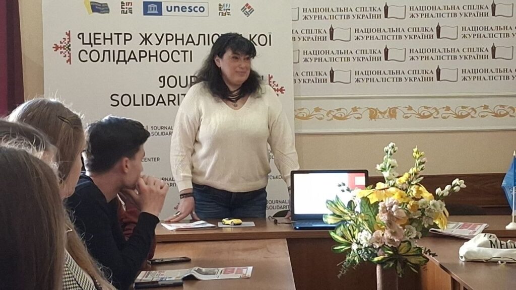 Політична медіаграмотність: львівські студенти на тренінгу в ЦЖС вчилися розпізнавати маніпуляції 1