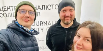 «Ніколи не кажи, що тут спокійно»: харківські журналісти про забобони, віру й етику роботи на війні