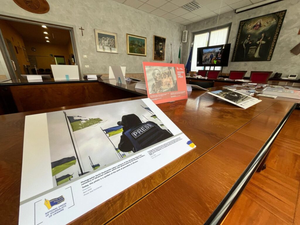 Журналістика і війна в Україні: фотовиставка в італійському Кальвенцано 2
