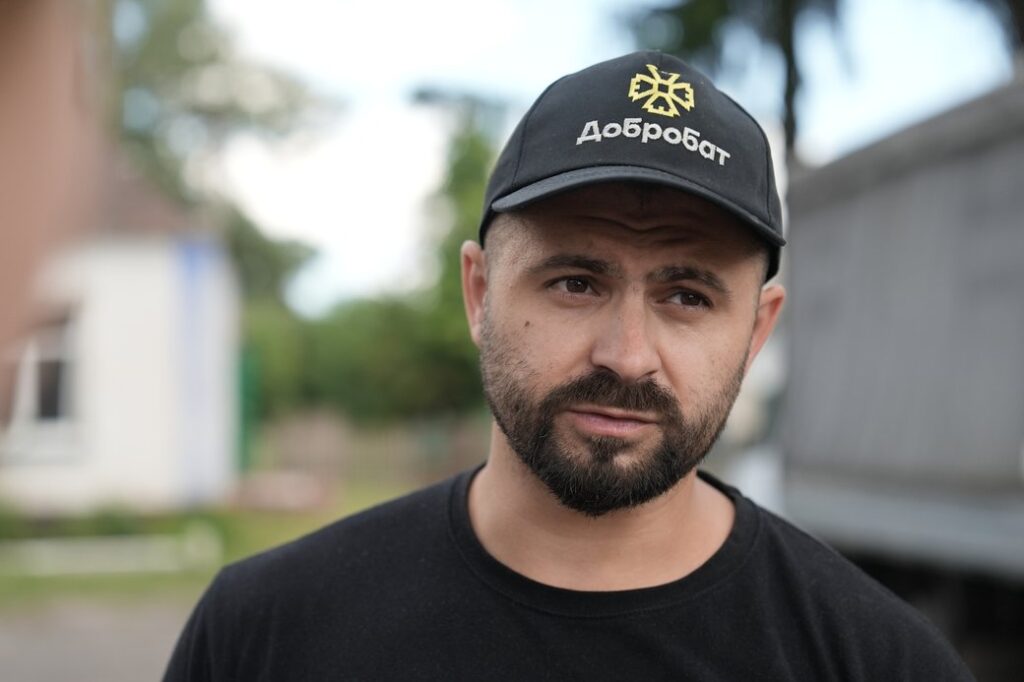 "Суми незаслужено забуті". Каталонський журналіст висвітлює війну на Сумщині 8