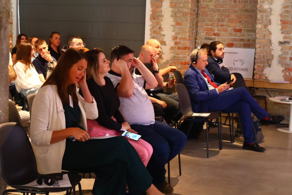 Сергій Томіленко: «Успішне відновлення України неможливе без довіри людей, а довіра — без сильних місцевих медіа» 22 Сергій Томіленко: «Успішне відновлення України неможливе без довіри людей, а довіра — без сильних місцевих медіа» 5
