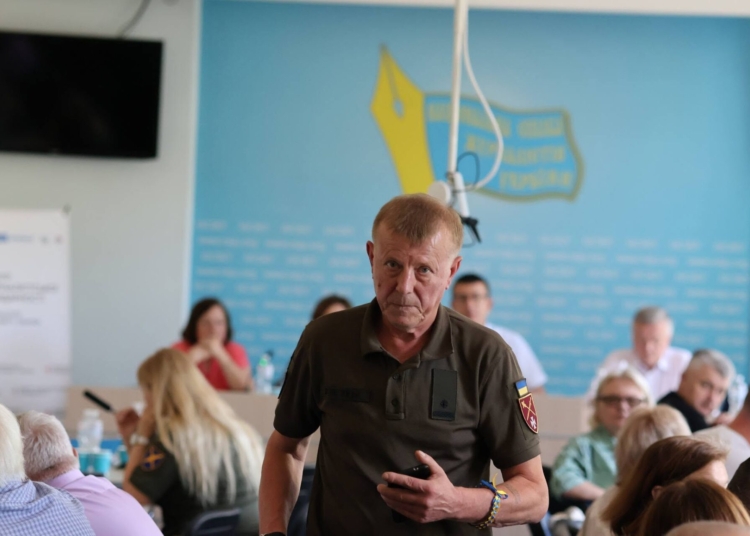 День Конституції: державні нагороди — секретарю НСЖУ Володимиру Данилюку та колегам-медійникам