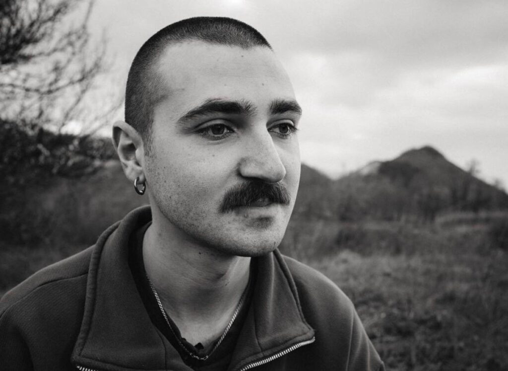 «Він показував справжню війну»: історія документаліста та морського піхотинця Костянтина «Крапки» Гузенка