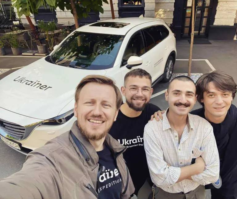 «Він показував справжню війну»: історія документаліста та морського піхотинця Костянтина «Крапки» Гузенка 4