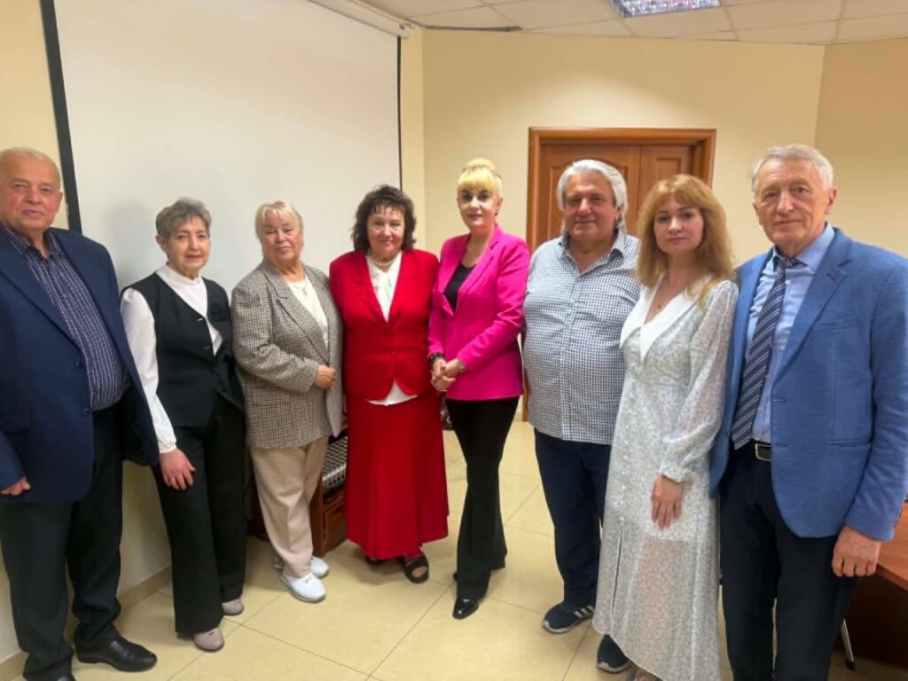 На урочистому зібранні з нагоди професійного свята в Івано-Франківську оголосили підсумки акції «Рука підтримки» 1