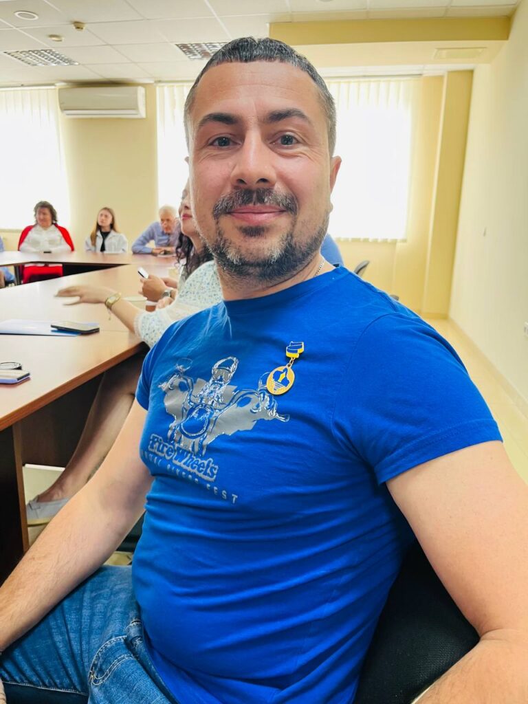 На урочистому зібранні з нагоди професійного свята в Івано-Франківську оголосили підсумки акції «Рука підтримки» 14