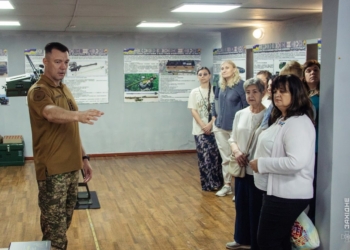 Івано-Франківські журналісти отримали подяки від військових 7 Івано-Франківські журналісти отримали подяки від військових