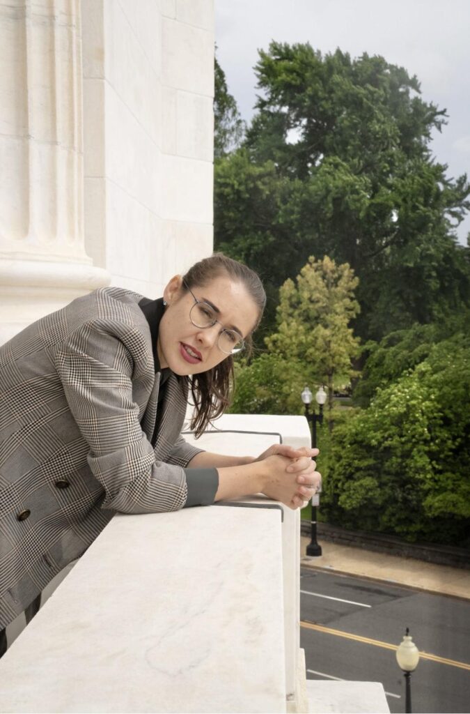 Катерина Лісунова, українська журналістка у США, отримала орден княгині Ольги III ступеня 18 Катерина Лісунова, українська журналістка у США, отримала орден княгині Ольги III ступеня 1
