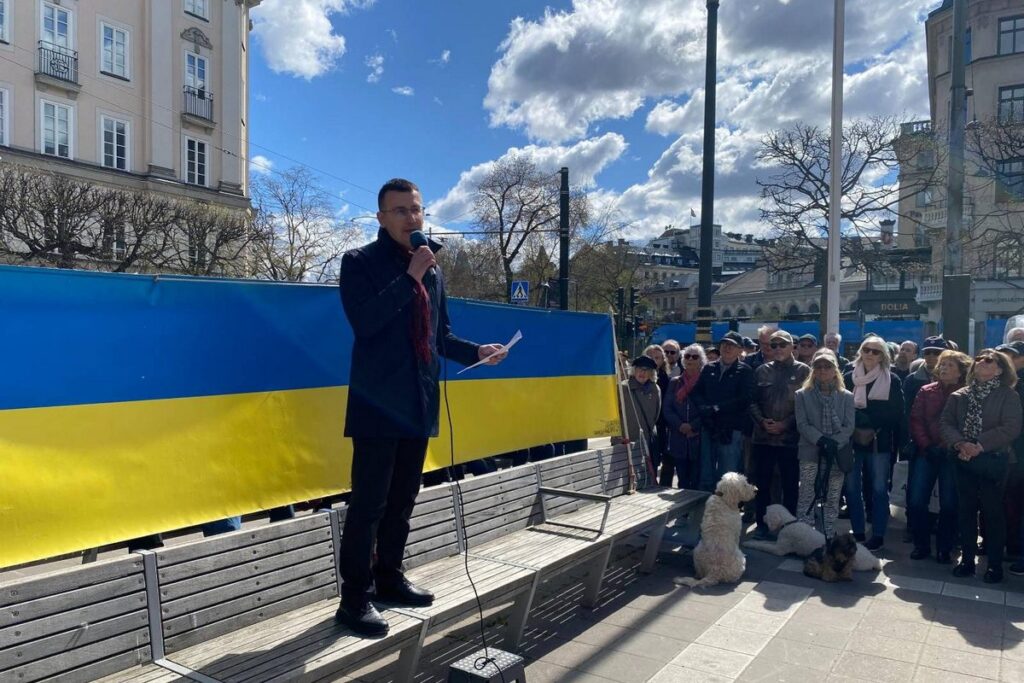Чотири роки щопонеділка: Стокгольм відмовляється забути Україну 4
