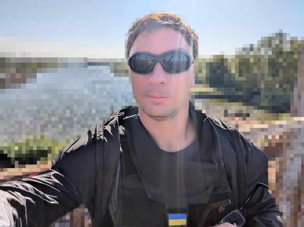 «Бронежилет рятує від куль. А вбивають зараз осколки», – журналіст BBC Дмитро Власов про захист, який реально є захистом 5