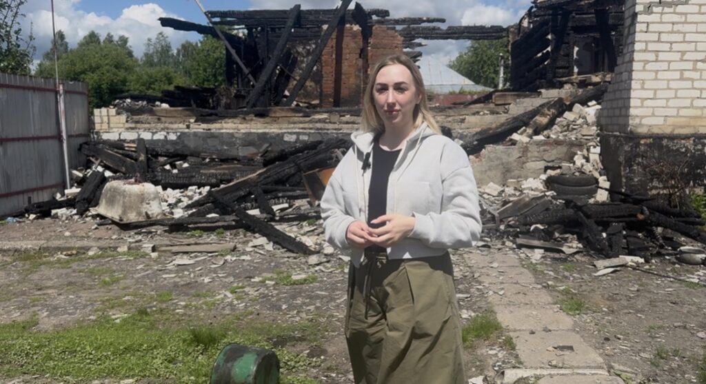 Владислав Єсипенко: "Життя під КАБами та мінами: як працюють прифронтові редакції" 14