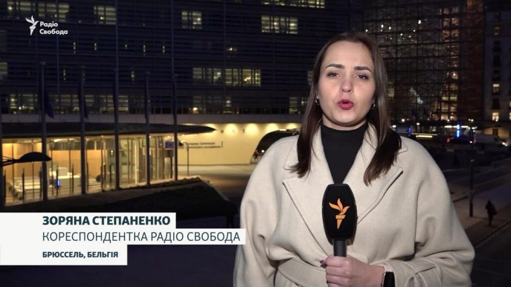 Російська атака на Київ зачепила будинок відомої журналістки