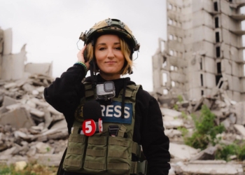 «Питання, наскільки ти близько до фронту, вже відносне»: Ольга Каліновська – про нові небезпеки роботи під ударами дронів