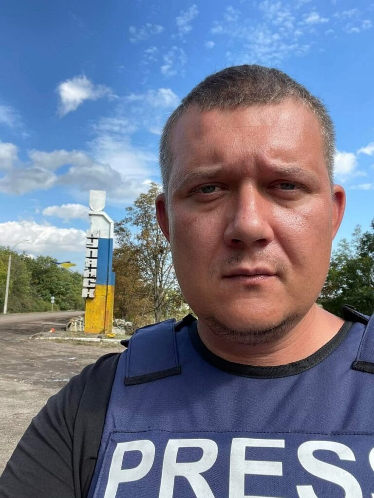 «Журналістам потрібно не відставати від того, що відбувається на фронті», - воєнкор Андрій Коваленко 21 «Журналістам потрібно не відставати від того, що відбувається на фронті», - воєнкор Андрій Коваленко 4
