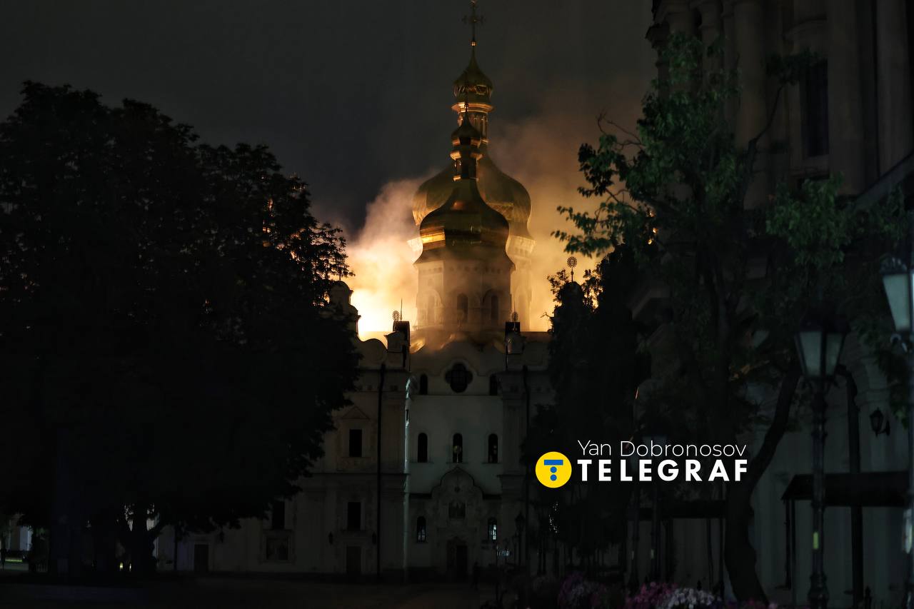 «Сьогодні влучили у серце не лише вірянам, не лише киянам, а всім нам, українцям», – журналіст Мар’ян Кушнір 17 «Сьогодні влучили у серце не лише вірянам, не лише киянам, а всім нам, українцям», – журналіст Мар’ян Кушнір