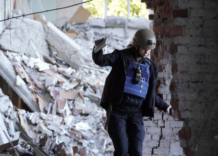 «Журналісти мають працювати там, де дійсно потрібні»: воєнна кореспондентка Ірина Сампан