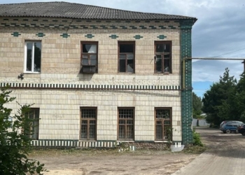Редакція «Путивльських відомостей» двічі зазнала пошкоджень через вибухові хвилі
