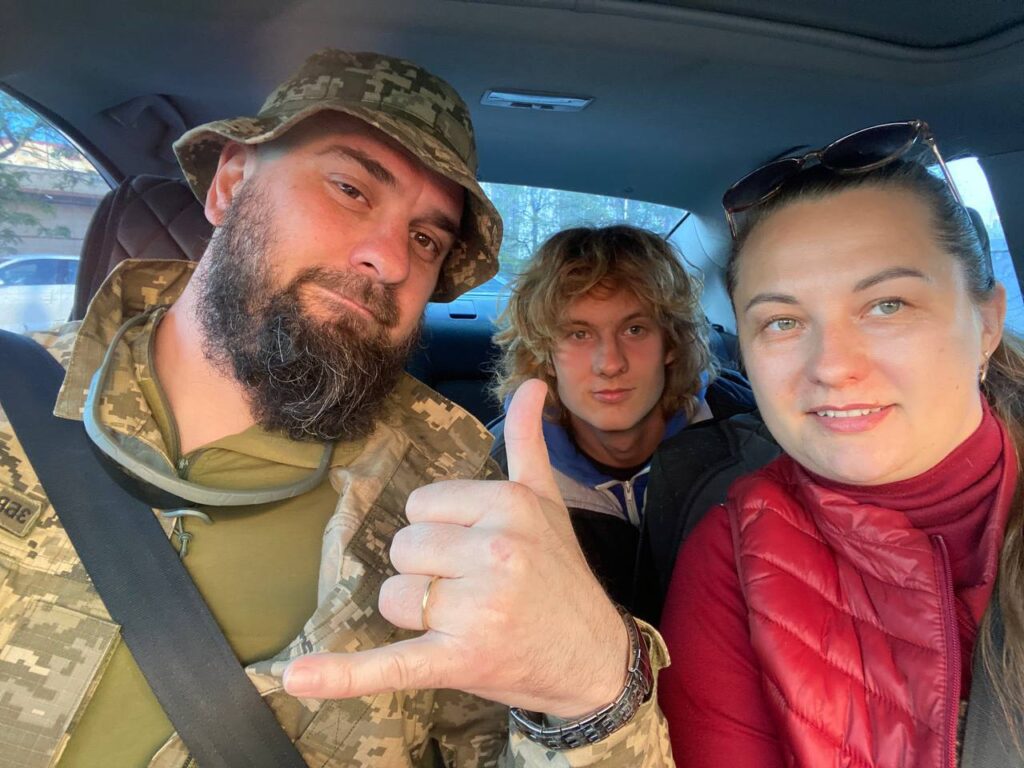 «Працюємо на таланті»: історія оператора-постановника та воїна Дениса Пономаренка 27 «Працюємо на таланті»: історія оператора-постановника та воїна Дениса Пономаренка 10