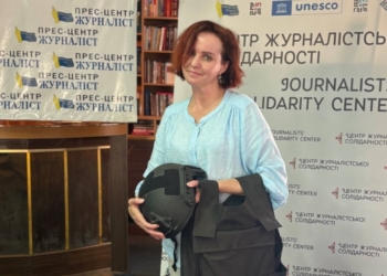«Те, що маємо необхідну амуніцію, заспокоює», – журналістка Єва Міронова про захисне спорядження від Запорізького ЦЖС