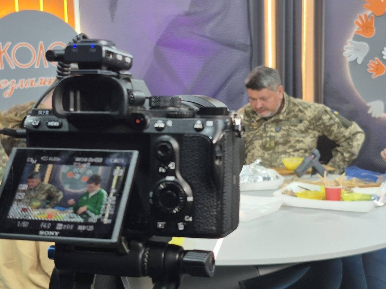 «КОЛО НЕЗЛАМНИХ»: як діти та ветерани разом створюють унікальний телепроєкт 17 «КОЛО НЕЗЛАМНИХ»: як діти та ветерани разом створюють унікальний телепроєкт