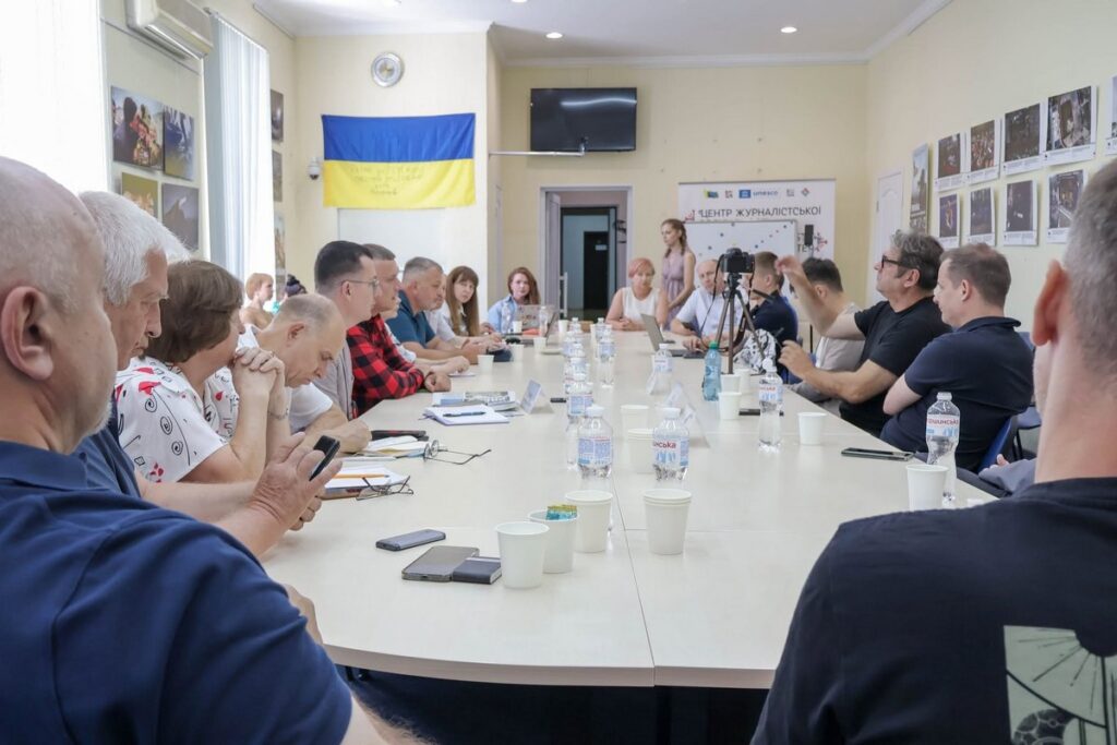 Президент Німецької асоціації журналістів у Києві: «Не маю жодних сумнівів, що Україна переможе» 26 Президент Німецької асоціації журналістів у Києві: «Не маю жодних сумнівів, що Україна переможе» 9