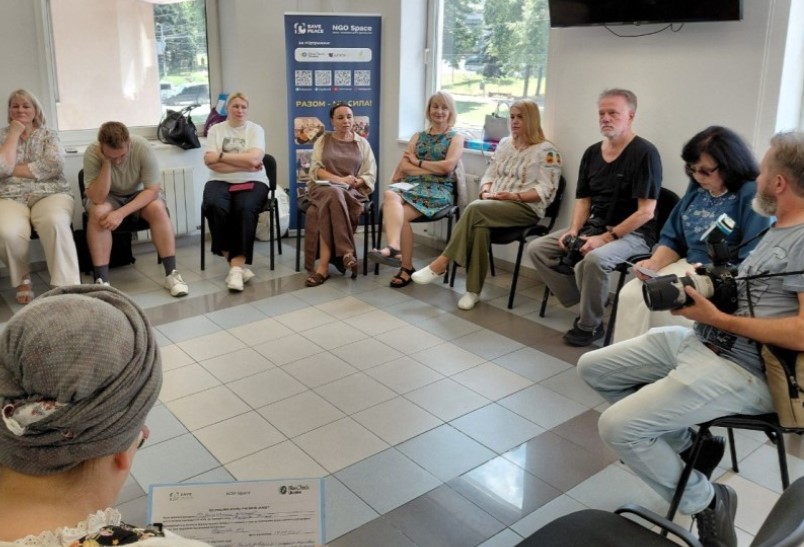 Конфлікт без скандалу: у Дніпрі журналісти вчилися керувати складними розмовами 21 Конфлікт без скандалу: у Дніпрі журналісти вчилися керувати складними розмовами 4