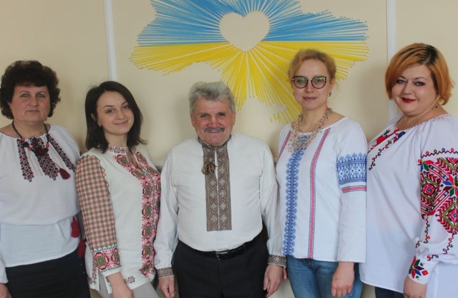 «Поки є читачі – ми працюємо»: редакторка газети «Громада»Ірина Леськів про виклики локальної журналістики 18 «Поки є читачі – ми працюємо»: редакторка газети «Громада»Ірина Леськів про виклики локальної журналістики 1