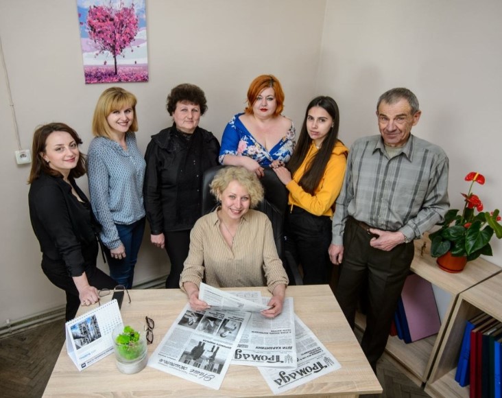 «Поки є читачі – ми працюємо»: редакторка газети «Громада»Ірина Леськів про виклики локальної журналістики 17 «Поки є читачі – ми працюємо»: редакторка газети «Громада»Ірина Леськів про виклики локальної журналістики