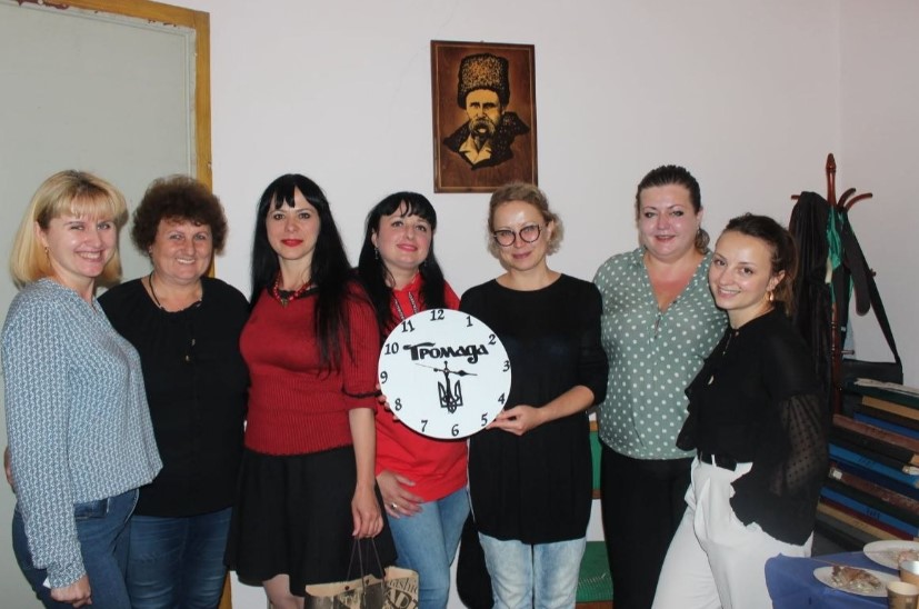 «Поки є читачі – ми працюємо»: редакторка газети «Громада»Ірина Леськів про виклики локальної журналістики 25 «Поки є читачі – ми працюємо»: редакторка газети «Громада»Ірина Леськів про виклики локальної журналістики 8