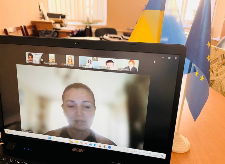 Сталий розвиток локальних медіа в умовах війни: Івано-Франківський Центр журналістської солідарності провів зустріч із медійниками з різних куточків України 26 Сталий розвиток локальних медіа в умовах війни: Івано-Франківський Центр журналістської солідарності провів зустріч із медійниками з різних куточків України 9