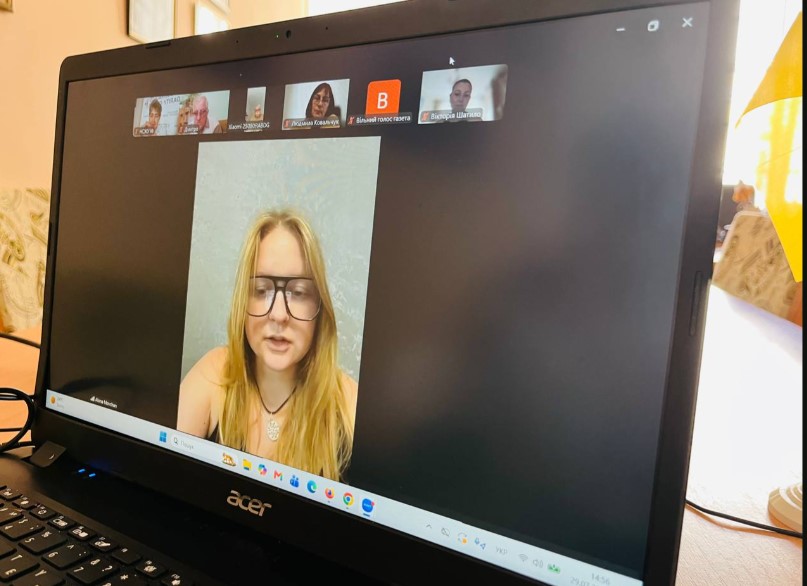 Сталий розвиток локальних медіа в умовах війни: Івано-Франківський Центр журналістської солідарності провів зустріч із медійниками з різних куточків України 27 Сталий розвиток локальних медіа в умовах війни: Івано-Франківський Центр журналістської солідарності провів зустріч із медійниками з різних куточків України 10