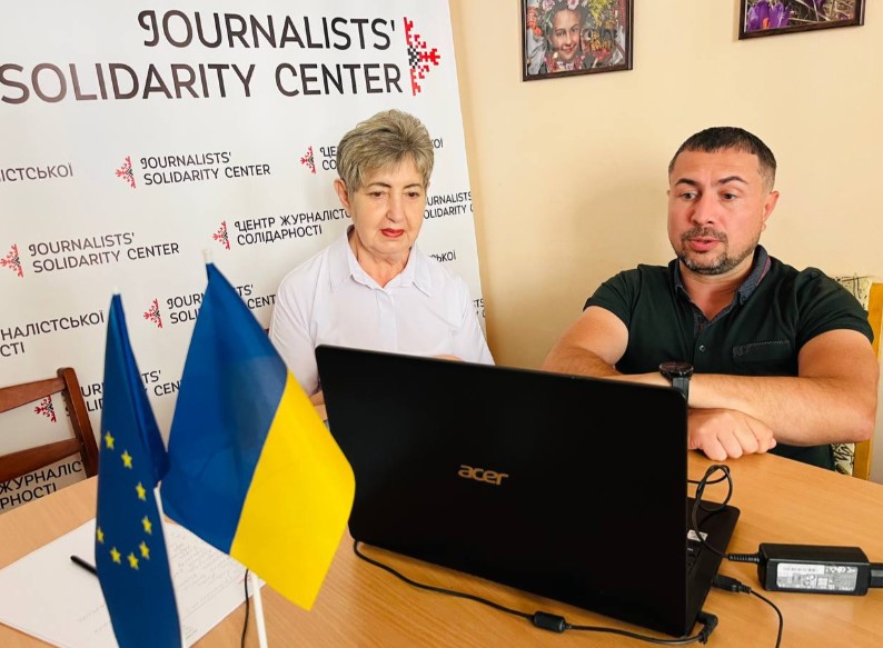 Сталий розвиток локальних медіа в умовах війни: Івано-Франківський Центр журналістської солідарності провів зустріч із медійниками з різних куточків України 19 Сталий розвиток локальних медіа в умовах війни: Івано-Франківський Центр журналістської солідарності провів зустріч із медійниками з різних куточків України 2