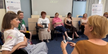Як журналісту не загубити себе, працюючи із чужим болем: у НСЖУ відбулася зустріч групи підтримки 20 Як журналісту не загубити себе, працюючи із чужим болем: у НСЖУ відбулася зустріч групи підтримки