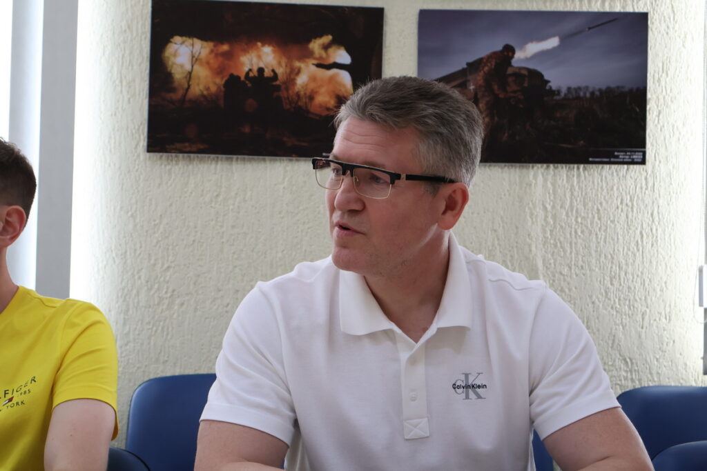 Виклики війни дронів для журналістів обговорили в НСЖУ з Представником ОБСЄ 23 Виклики війни дронів для журналістів обговорили в НСЖУ з Представником ОБСЄ 6