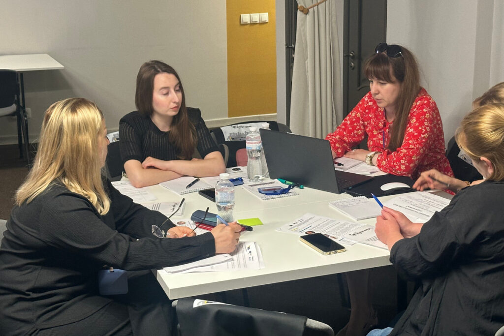 Кожне слово має значення: сім уроків з семінару НСЖУ про висвітлення теми цивільних бранців 2