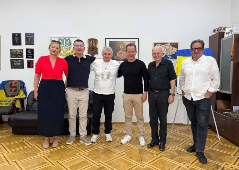 «PRESS більше не дає імунітету»: як дрони змінили роботу воєнкорів і що можна цьому протиставити 3