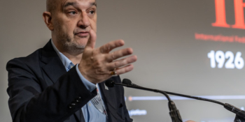 Світова журналістика під прицілом: МФЖ заявила про безпрецедентні загрози для професії 21 Світова журналістика під прицілом: МФЖ заявила про безпрецедентні загрози для професії
