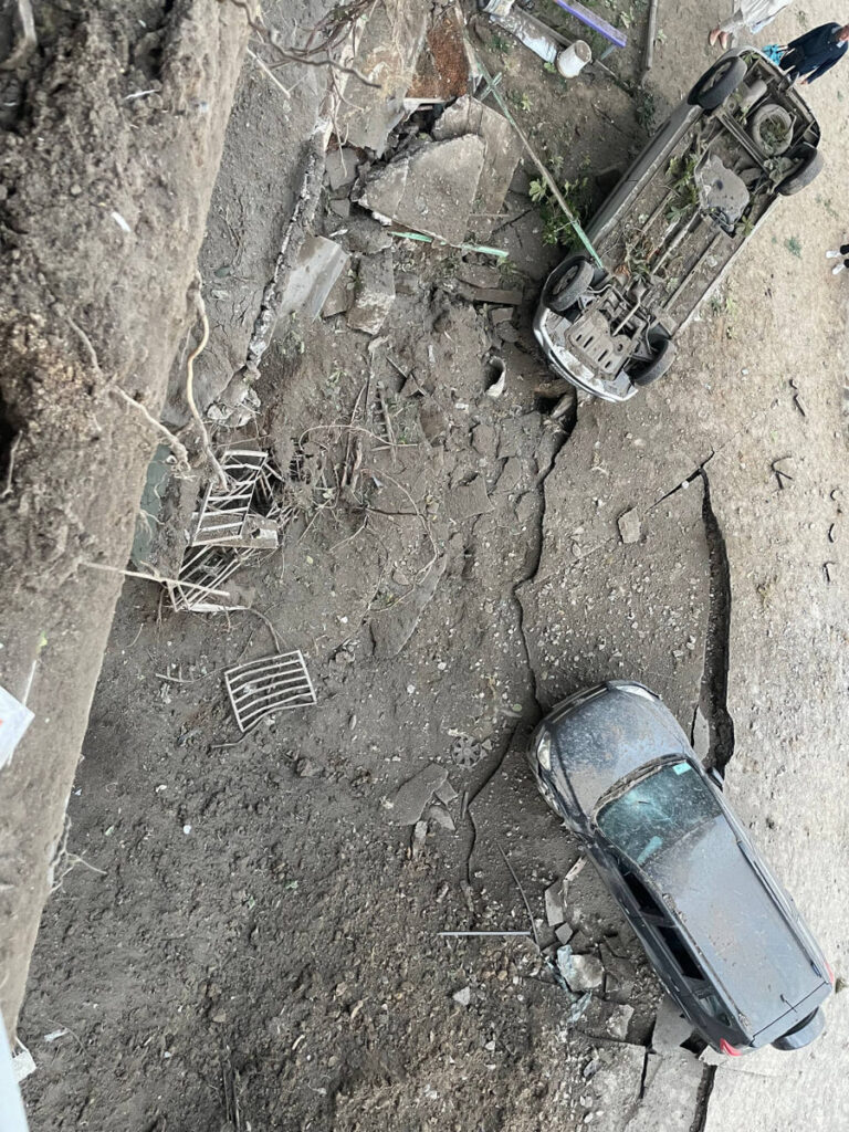 «Будинок може обвалитися будь-якої миті»: ракета зруйнувала ще одну домівку журналістки-переселенки з Херсона 5