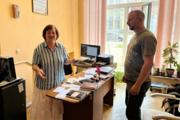 Почесною відзнакою «Незламні» Київської організації НСЖУ вшановано старшого лейтенанта ЗСУ Степана Барну
