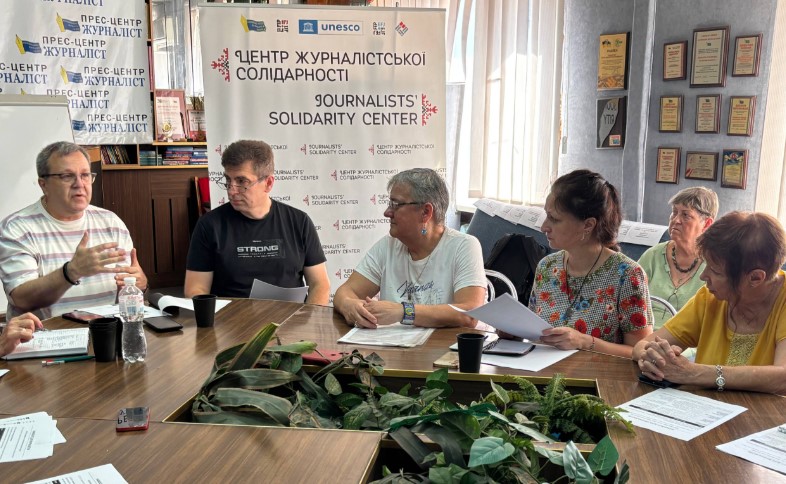 Як журналісту не стати інструментом інформаційного впливу: у Запоріжжі обговорили нові виклики професії 22 Як журналісту не стати інструментом інформаційного впливу: у Запоріжжі обговорили нові виклики професії 5