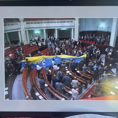 Мить історії у об’єктиві фотокорів: інтерв’ю легендарних фотографів, які зафіксували Незалежність України 13