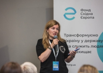 «Регіональні медіа стоять на варті демократії»: розмова з Юлією Володченко про нові сенси Донеччини та трансформацію Антикризового медіа-центру