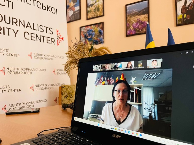 Як розвивати медіа завдяки грантам: практичними порадами поділилася директорка гіперлокального медіа «Карпати» Людмила Федюк 21 Як розвивати медіа завдяки грантам: практичними порадами поділилася директорка гіперлокального медіа «Карпати» Людмила Федюк 4