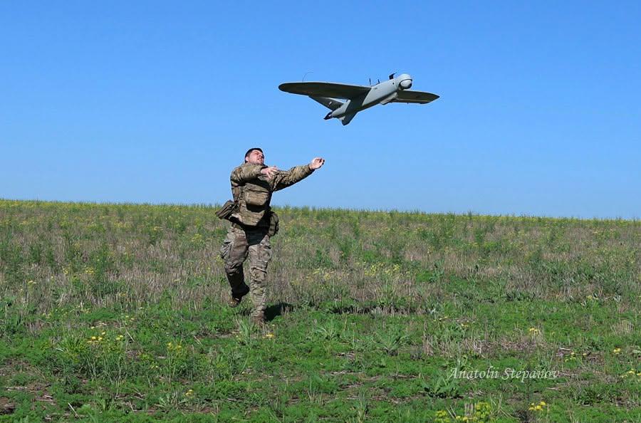 «Для фотографа сьогодні немає безпечної відстані на фронті», – фотокореспондент Анатолій Степанов 30 «Для фотографа сьогодні немає безпечної відстані на фронті», – фотокореспондент Анатолій Степанов 13