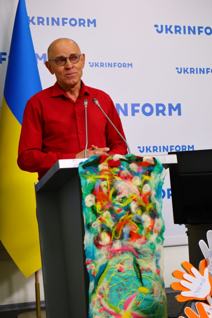 Коли мистецтво об’єднує: історія створення телепередач «КОЛО НЕЗЛАМНИХ» 22 Коли мистецтво об’єднує: історія створення телепередач «КОЛО НЕЗЛАМНИХ» 5