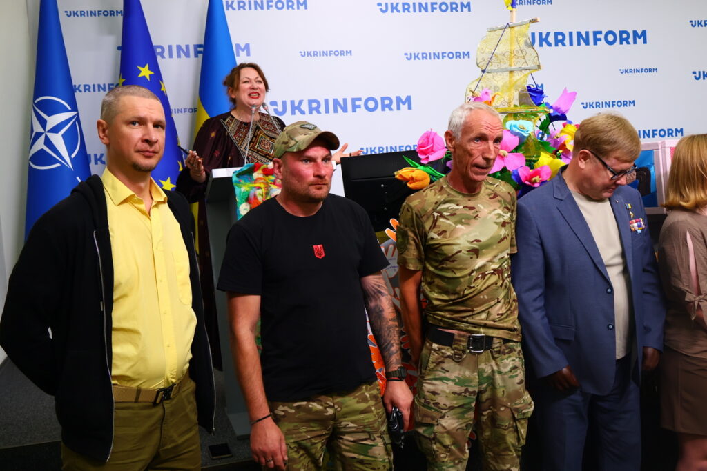 Коли мистецтво об’єднує: історія створення телепередач «КОЛО НЕЗЛАМНИХ» 29 Коли мистецтво об’єднує: історія створення телепередач «КОЛО НЕЗЛАМНИХ» 12